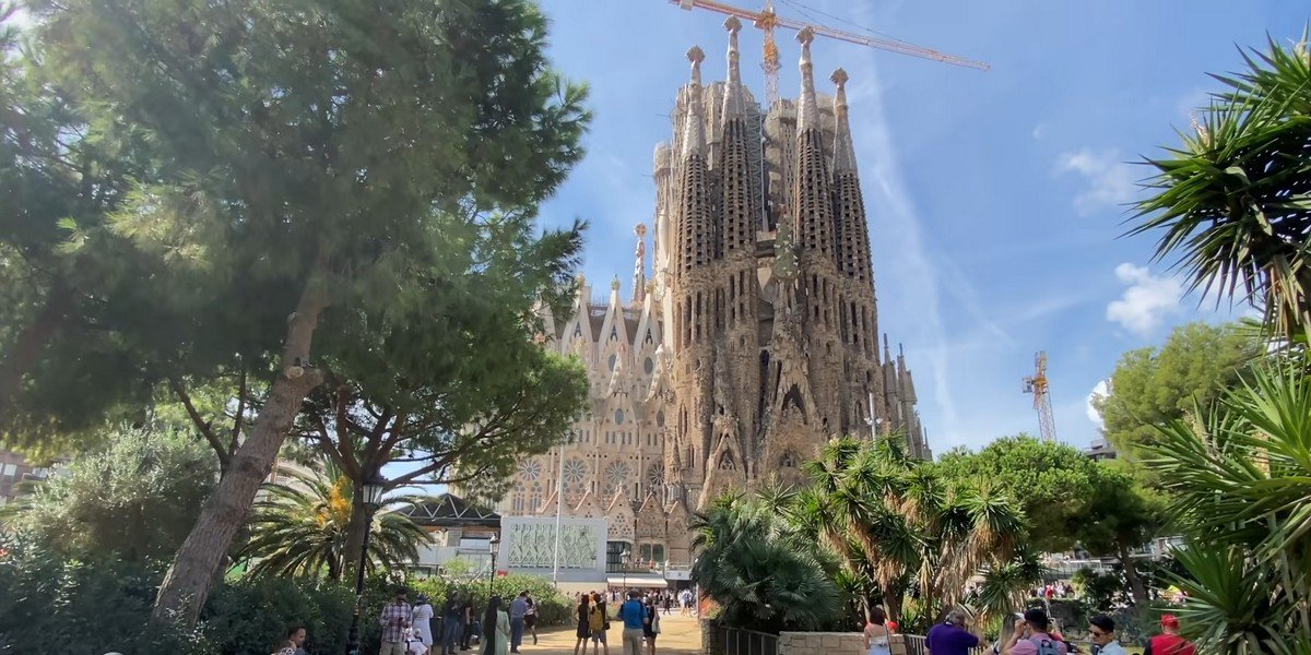 Park Guell and La Sagrada Familia Guided Tour, photo 2