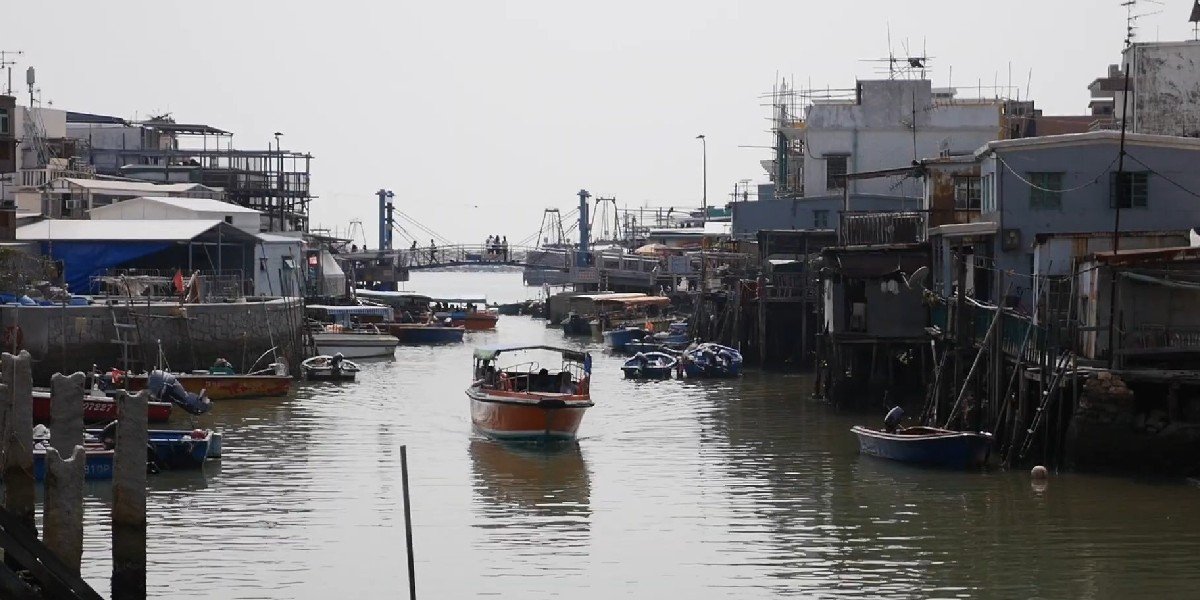 Day Tour to the Lantau Island: Big Buddha and Tai O, photo 2