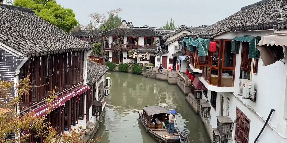 Zhujiajiao Water Town Private Half-Day Tour with Boat Cruise