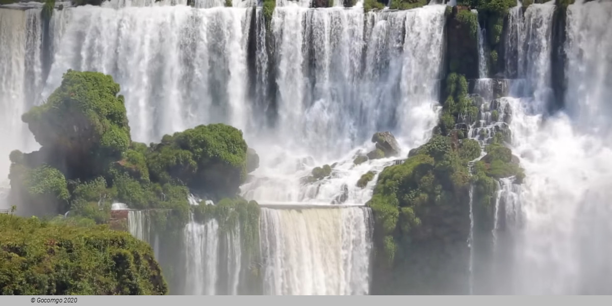 Buenos Aires to Iguazu Falls Private Day Trip with Airfare