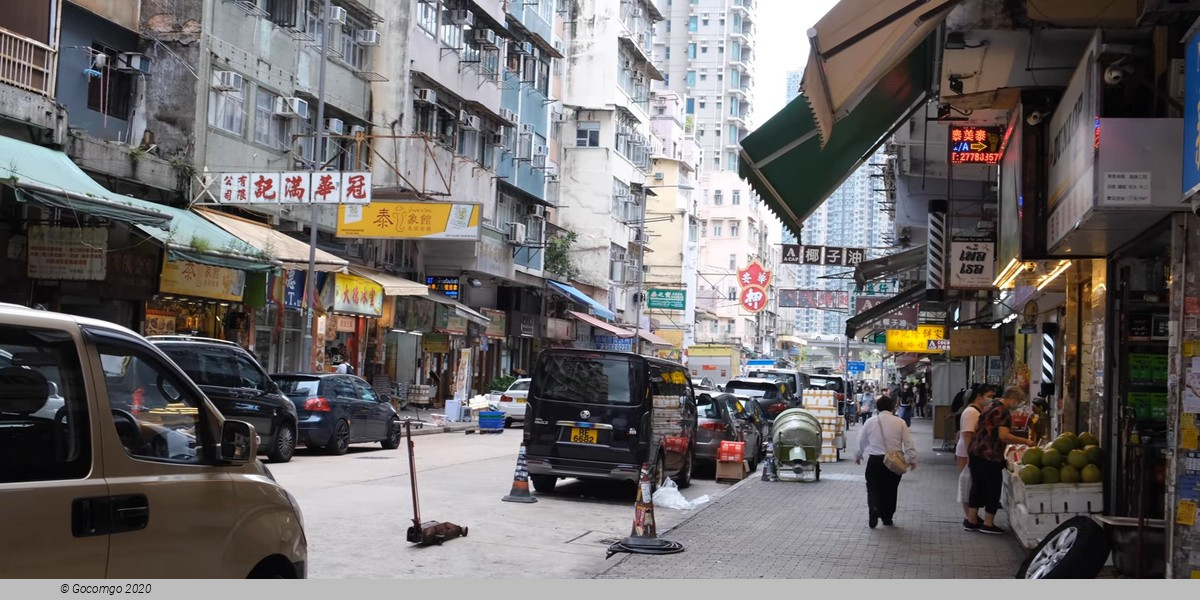 Kowloon Street Food and Culture Tour with Michelin Rated Stops in a Small Group