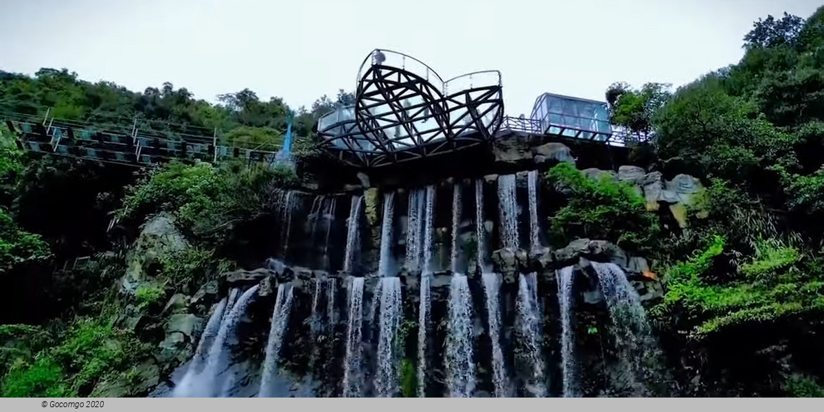 Private Day Tour to Gulong Canyon and Glass Bridge from Guangzhou