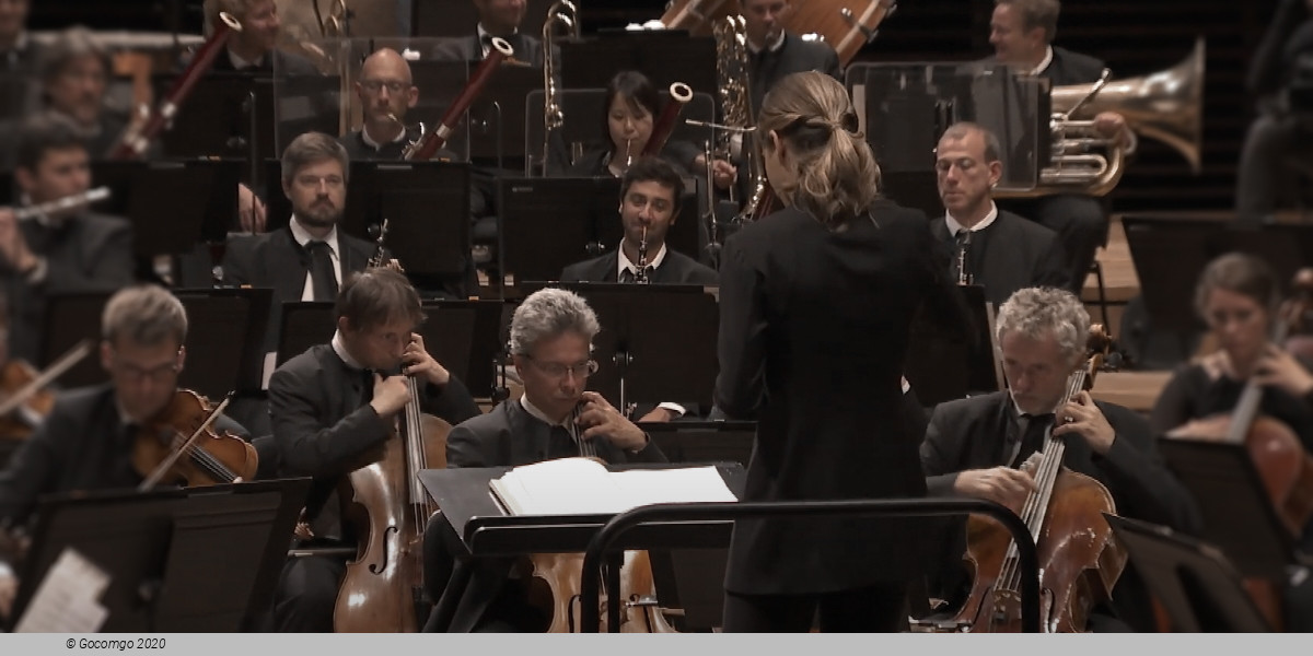Karina Canellakis conducts Sibelius, Mendelssohn and Adams, photo 1