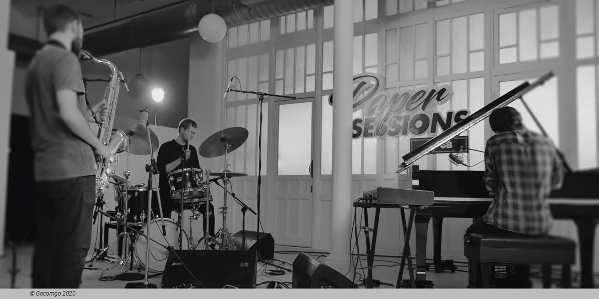 Mammal Hands, photo 1