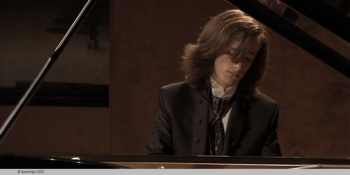 Yoav Levanon piano, photo 1