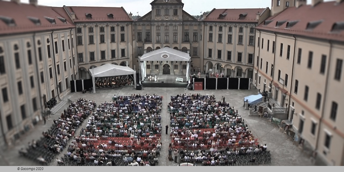 May  2026 Radziwill Castle schedule & tickets