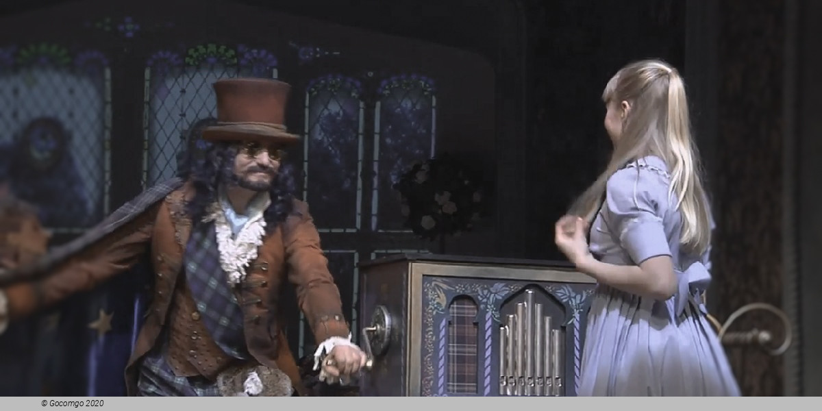 Alice in Wonderland, photo 2