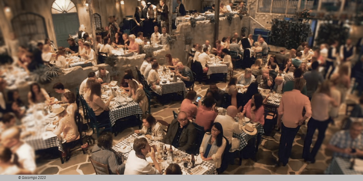 Scene 3 from the show "Mamma Mia! The Party", photo 3