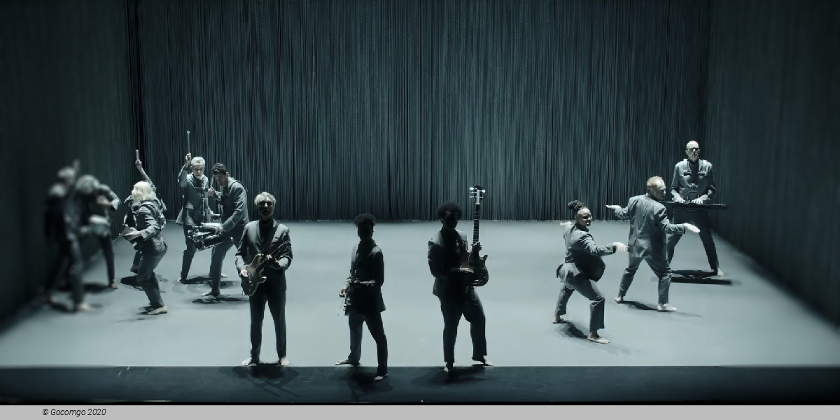 Scene 1 from the show "David Byrne's American Utopia", photo 2