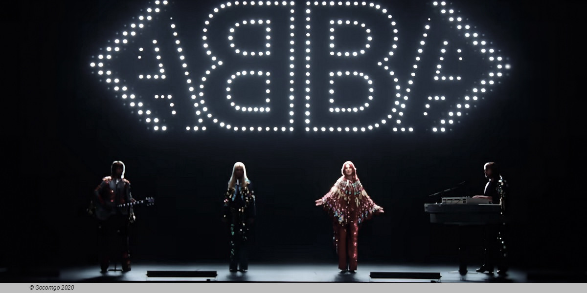 Scene 2 from the show "ABBA Voyage", photo 1