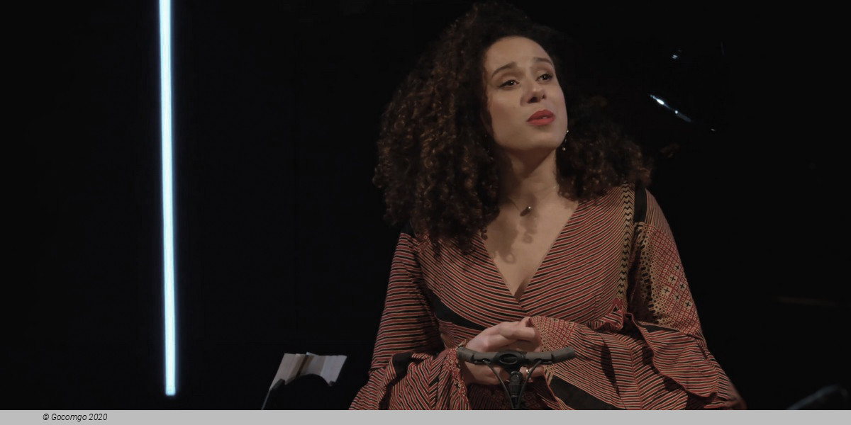 Adèle Charvet, photo 1