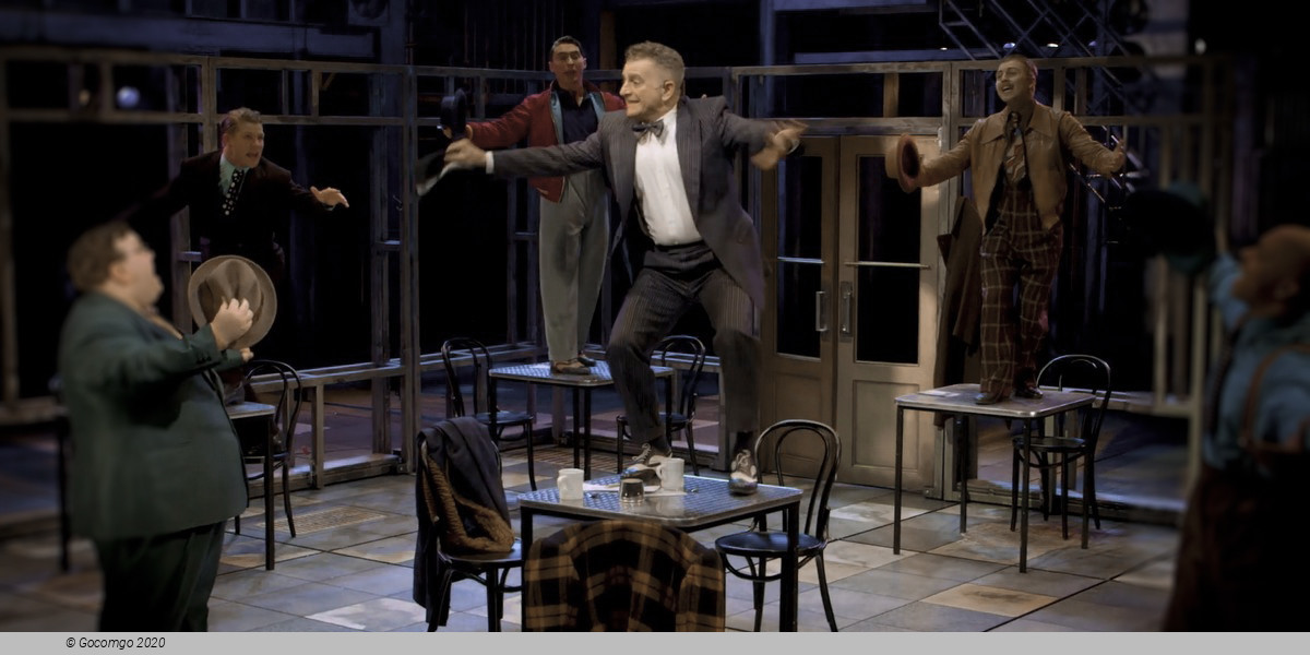 Scene 3 from the musical "Guys and Dolls", photo 4