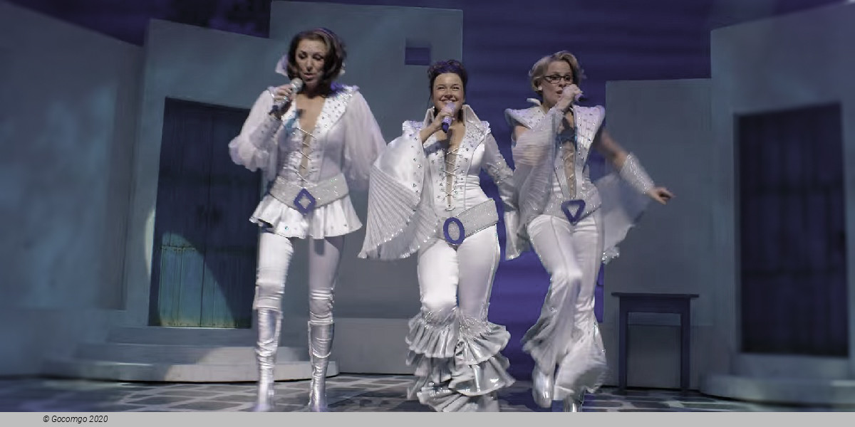 Scene 6 from the musical "Mamma Mia!", photo 6