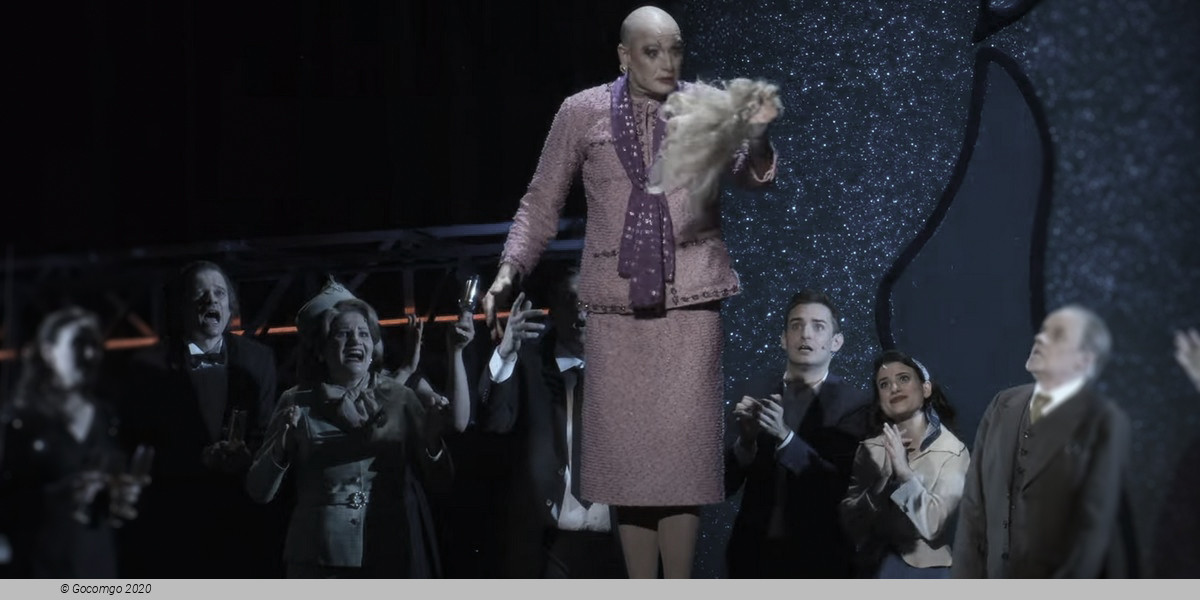 Scene 9 from the musical "La Cage aux Folles"